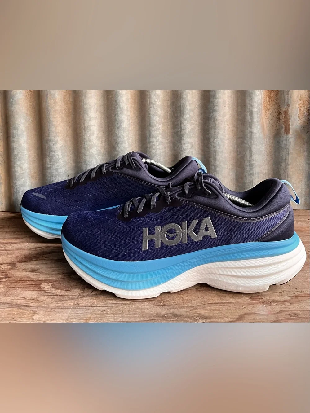 Hoka Bondi 8 running shoes